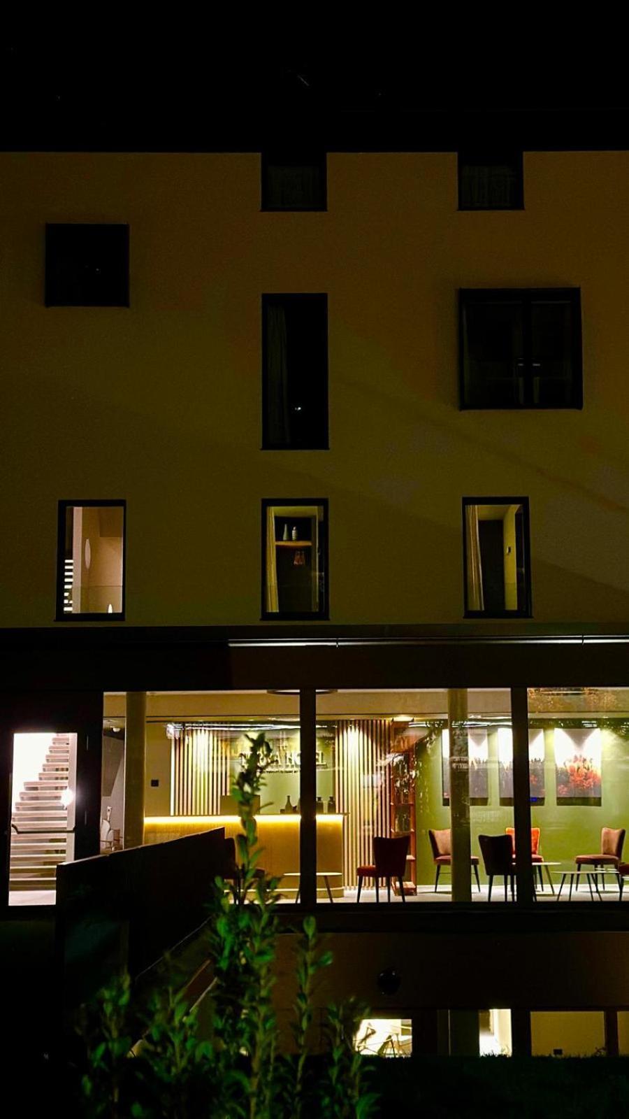 Terra Hotel Boutique Tirano Exterior foto